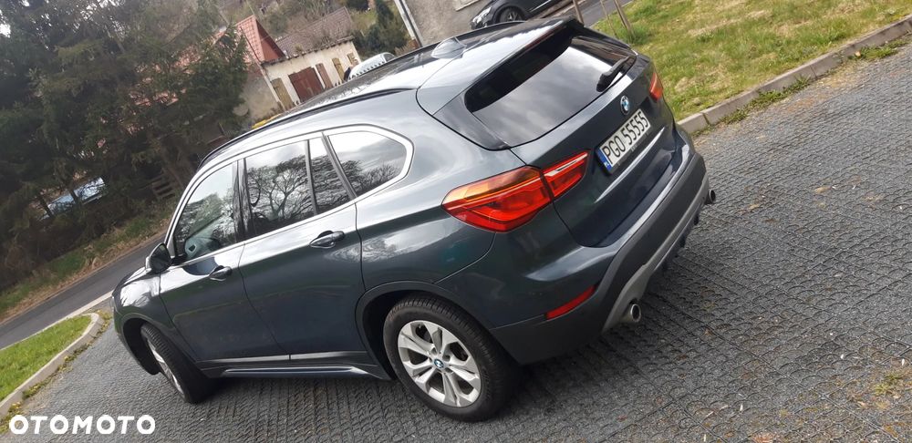 BMW X1 xDrive20i - 10