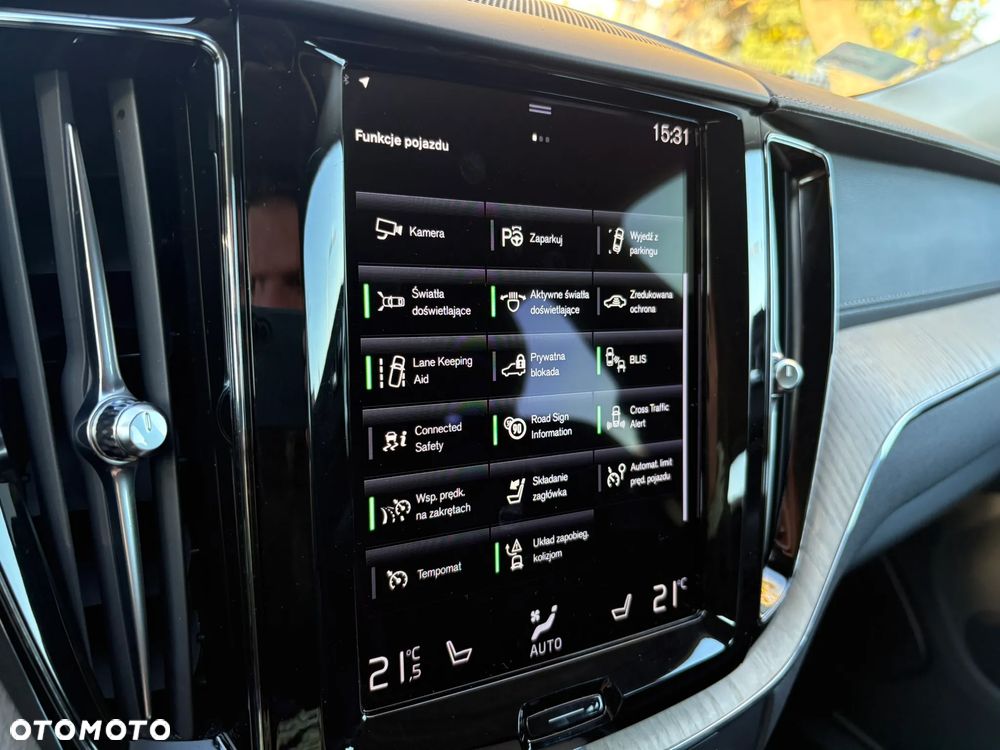 Volvo XC 60 B6 B AWD Inscription - 24