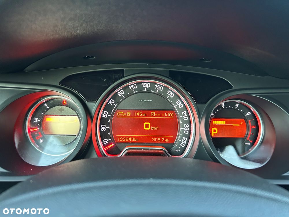 Citroën C5 2.0 16V Confort - 22