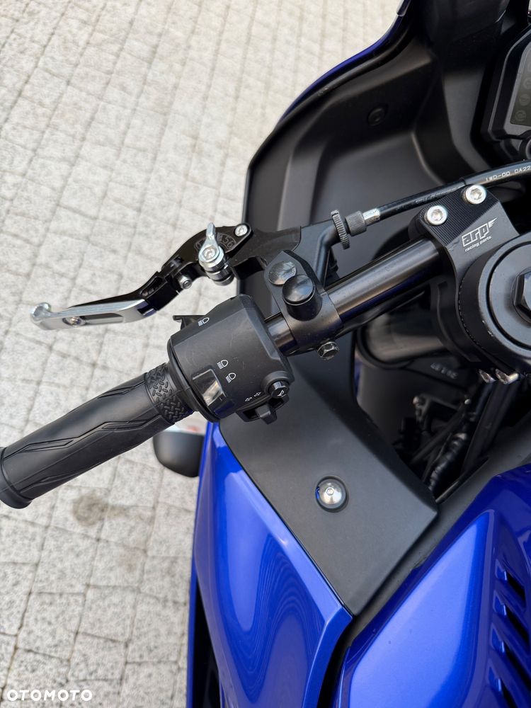 Yamaha R3 - 23