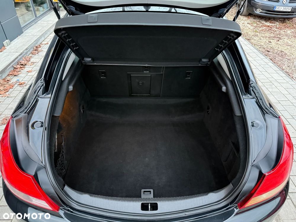 Opel Insignia - 23