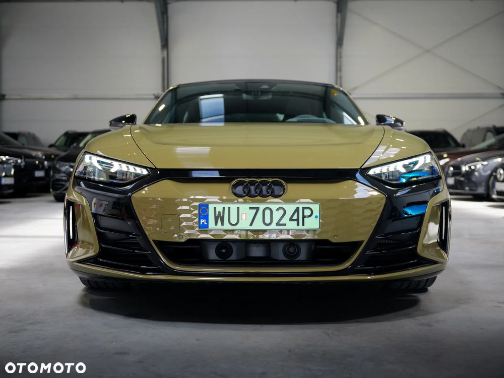 Audi e-tron GT - 14