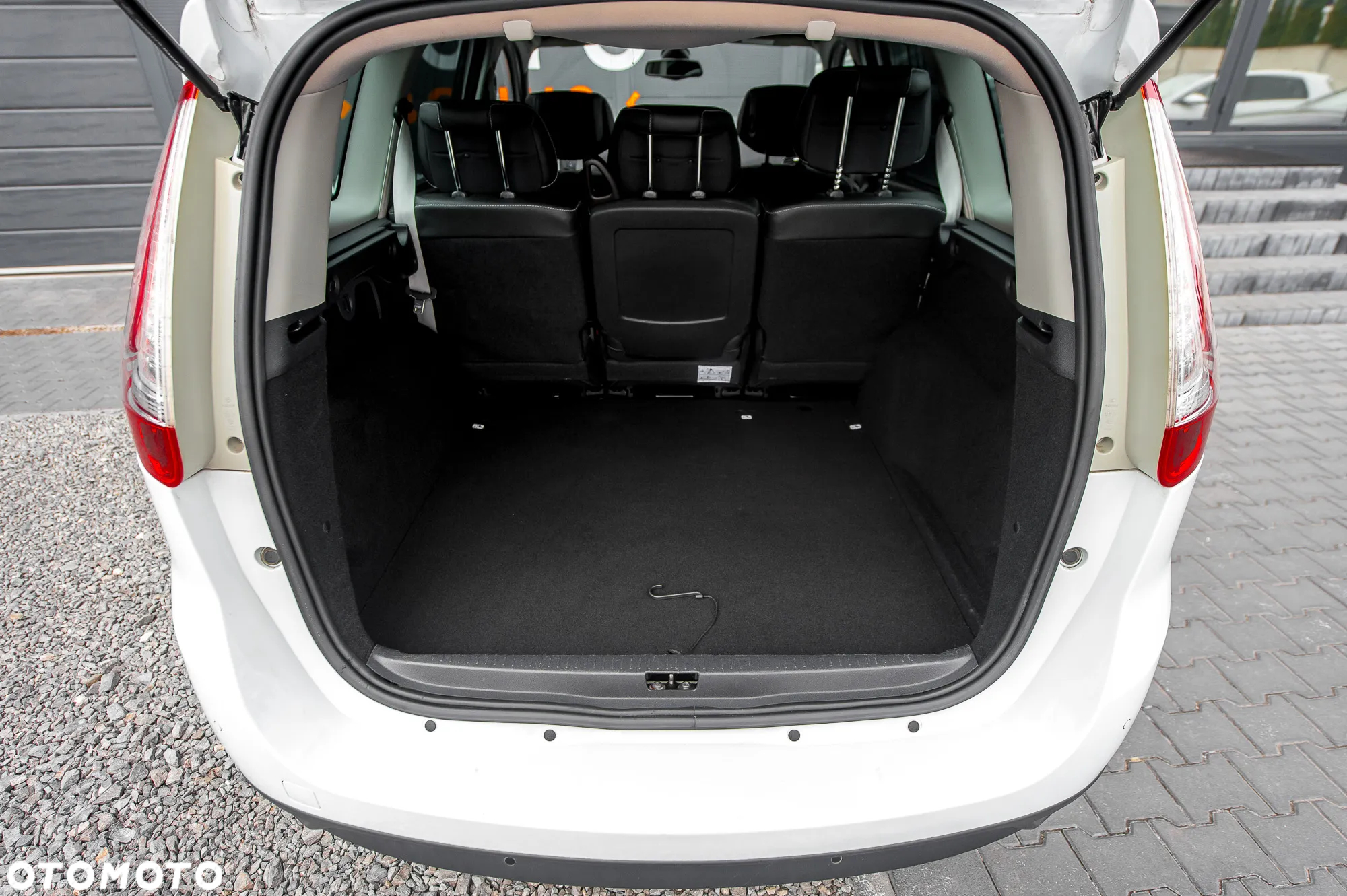 Renault Grand Scenic Gr 1.2 TCe Energy Bose Edition - 14