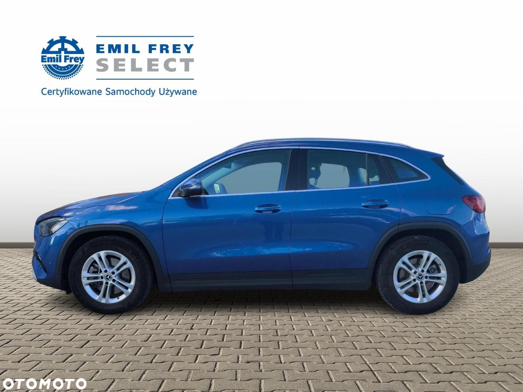 Mercedes-Benz GLA - 2