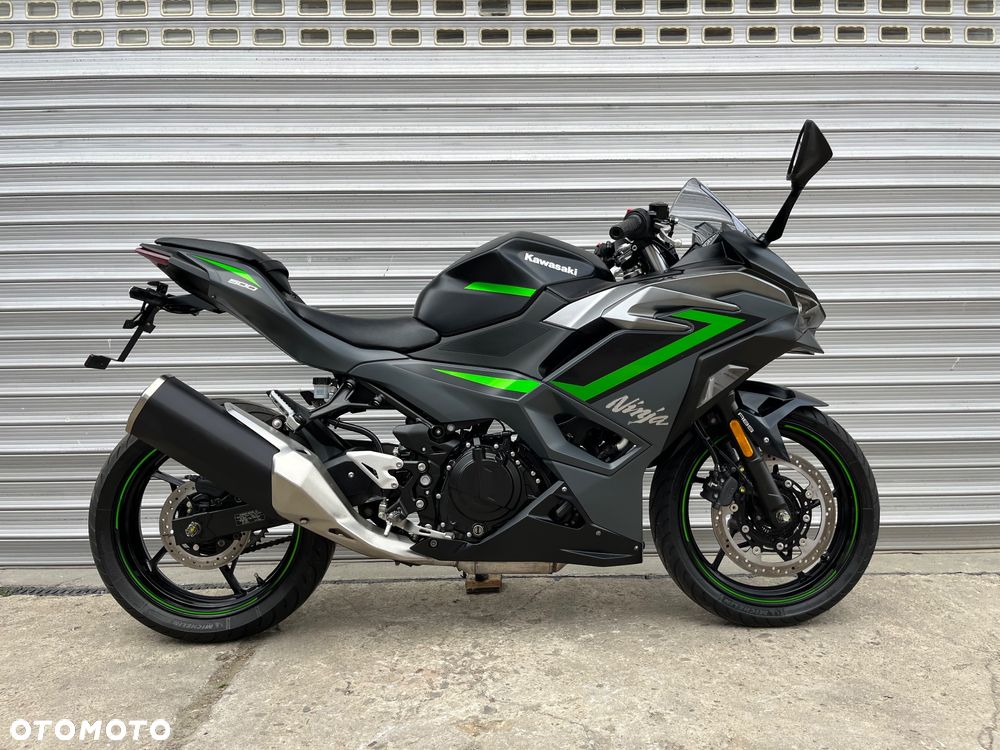 Kawasaki Ninja - 24