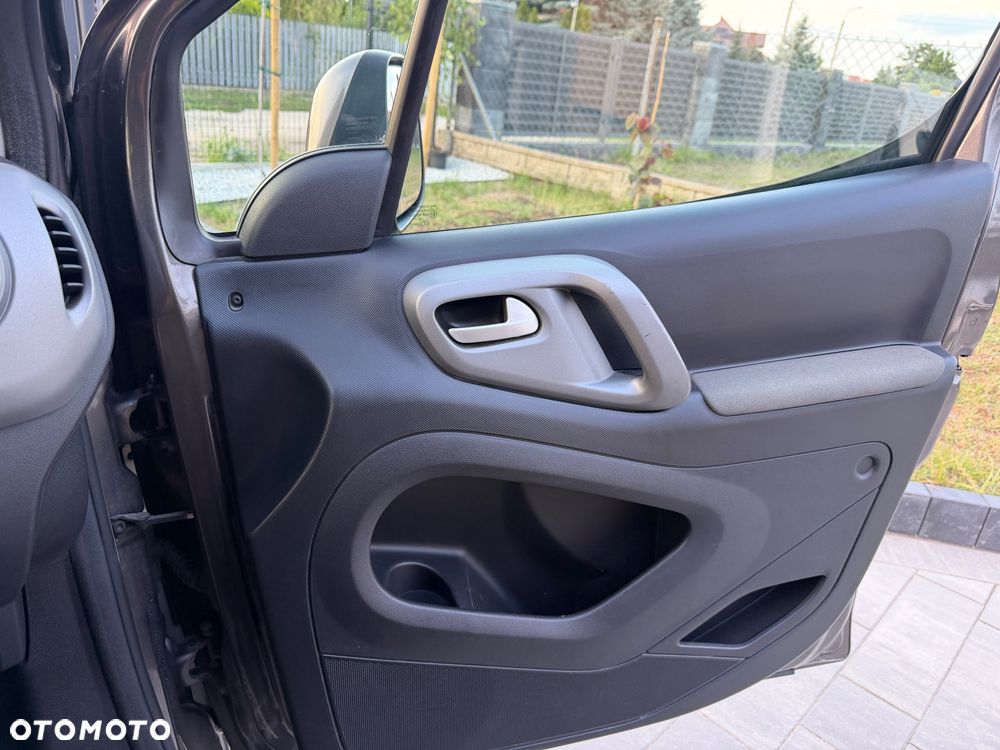 Peugeot Partner 1.6 BlueHDi Outdoor S&S - 15