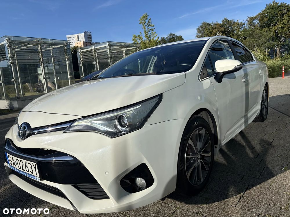 Toyota Avensis 1.8 Prestige MS - 2