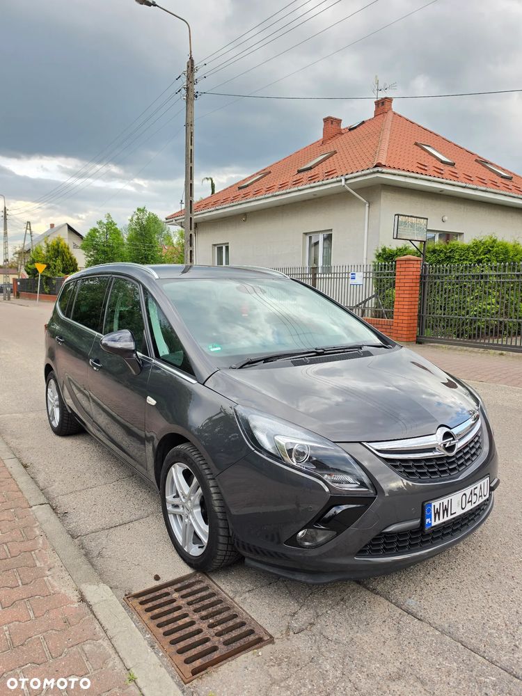 Opel Zafira 1.6 T SIDI Cosmo S&S - 3