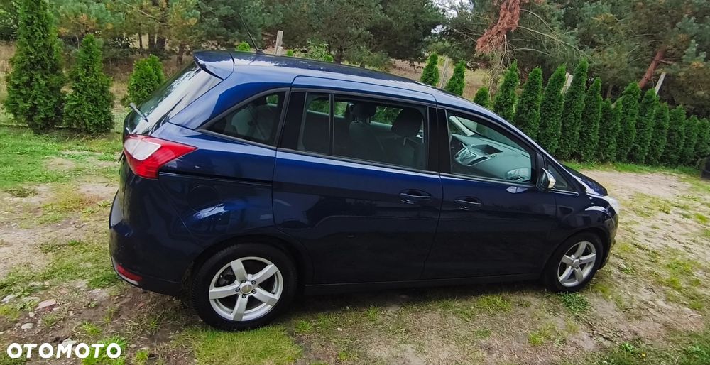 Ford Grand C-MAX - 12
