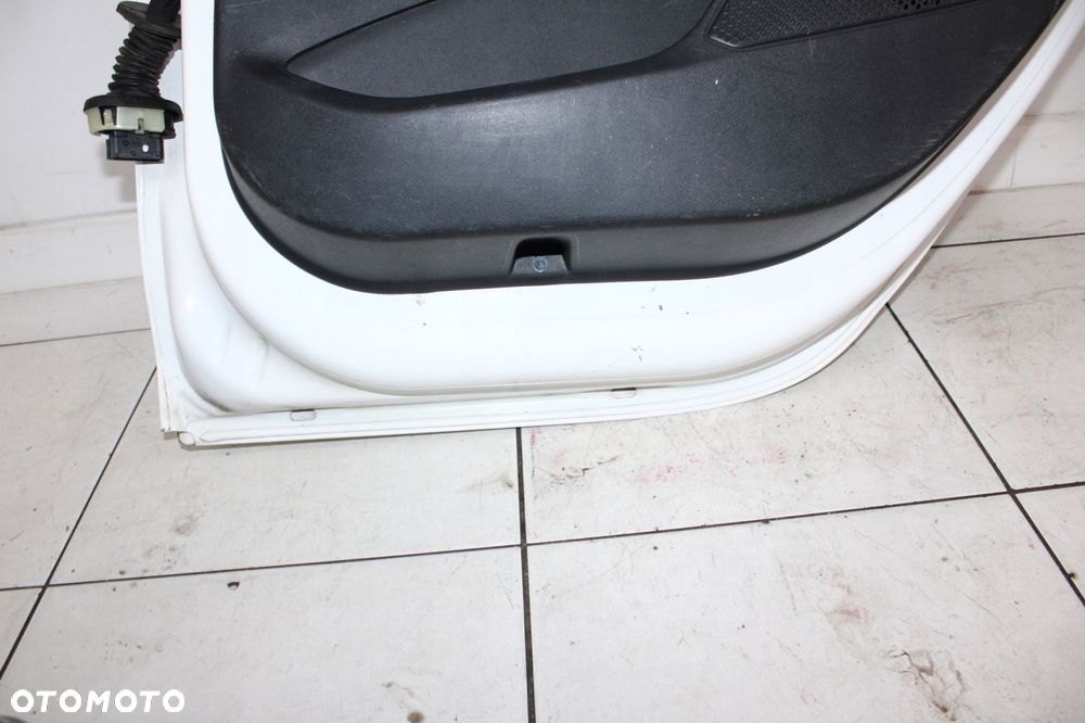 PEUGEOT 208 I 12R- DRZWI PRAWE TYLNE PRAWY TYŁ EWP EWPA - 8