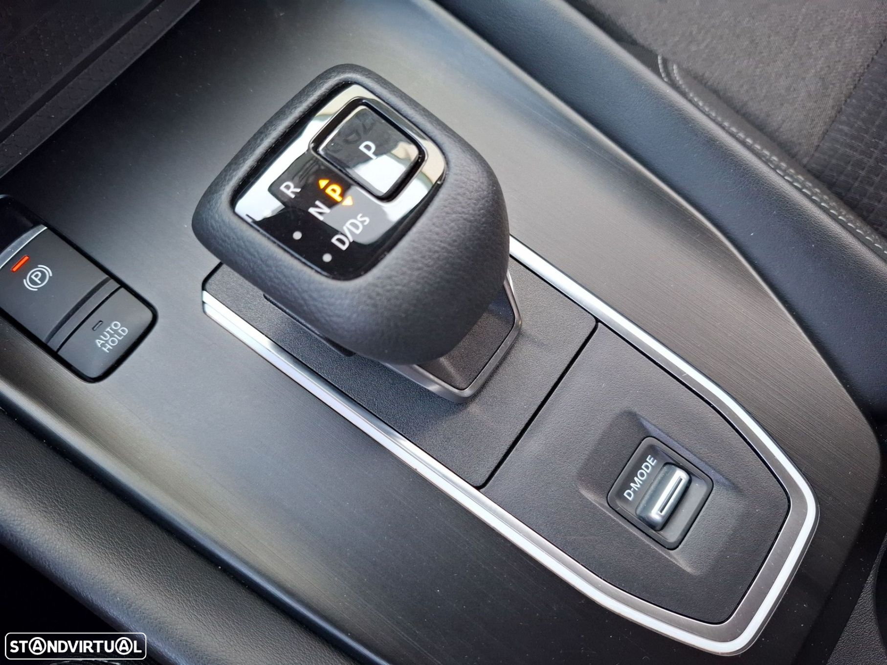 Nissan Qashqai 1.3 DIG-T N-Connecta LED Xtronic - 18