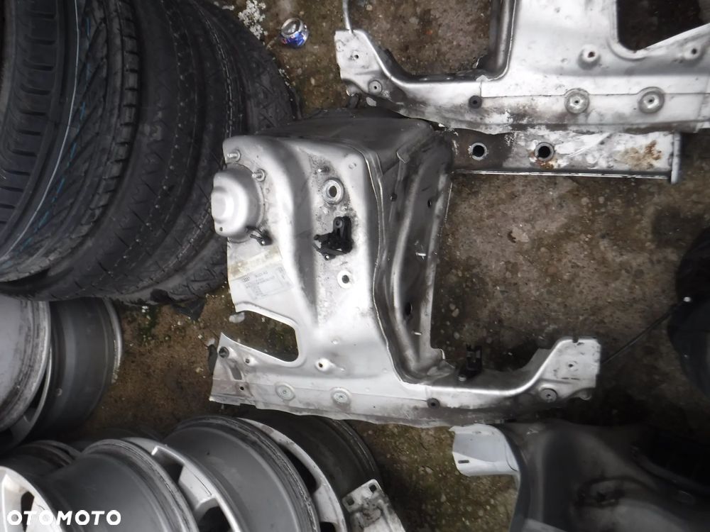 Audi A4 B8  cwiartka podluznica fartuch LX7W czarne srebrne  LY9B - 6