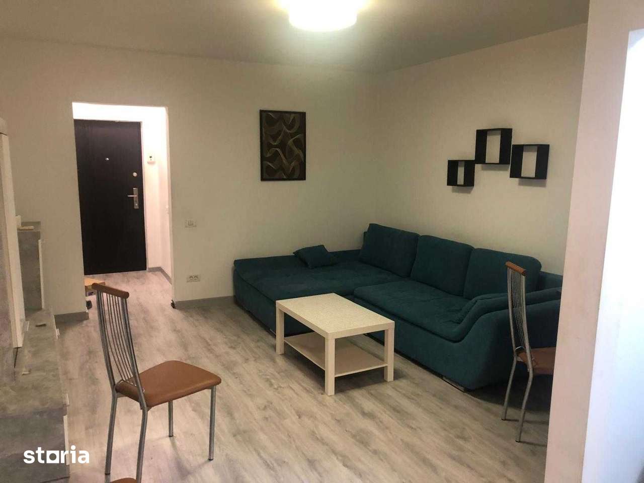 Garsonieră 31 mp, renovată recent,et 2/9 – Favorit, la 100 m de metrou — fotografia 1