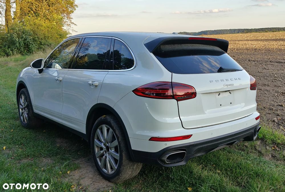 Porsche Cayenne - 6