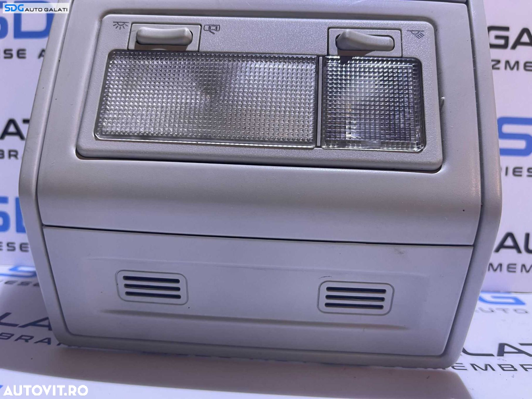 Plafoniera Lumini Lampa Iluminare Interior Habitaclu Suport Ochelari Seat Alhambra 2001 - 2010 Cod 7M3868403C 3M21-519A58-ACW 7M3947105 1M21-13774-AA - 2