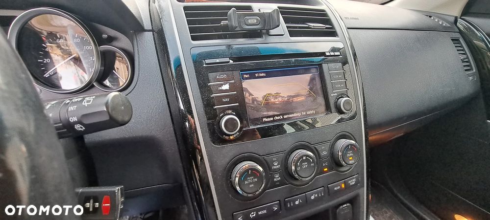 Mazda CX-9 3.7 V6 - 12