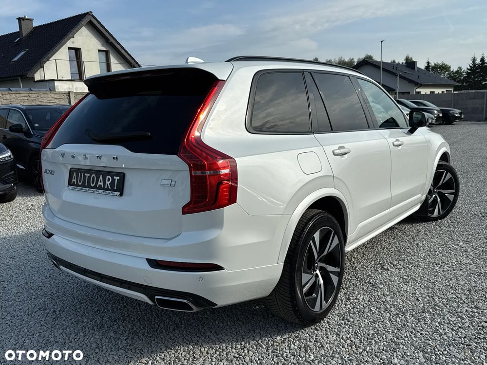 Volvo XC 90 T8 AWD Plug-In Hybrid R-Design 7os - 14