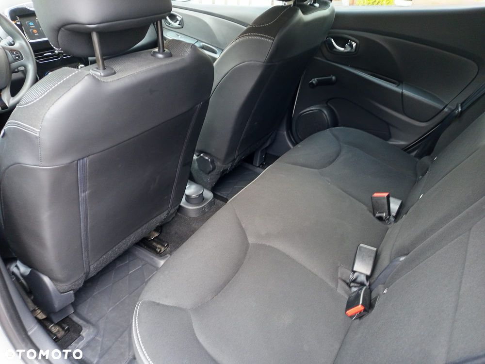 Renault Clio 1.2 16V Dynamique - 19