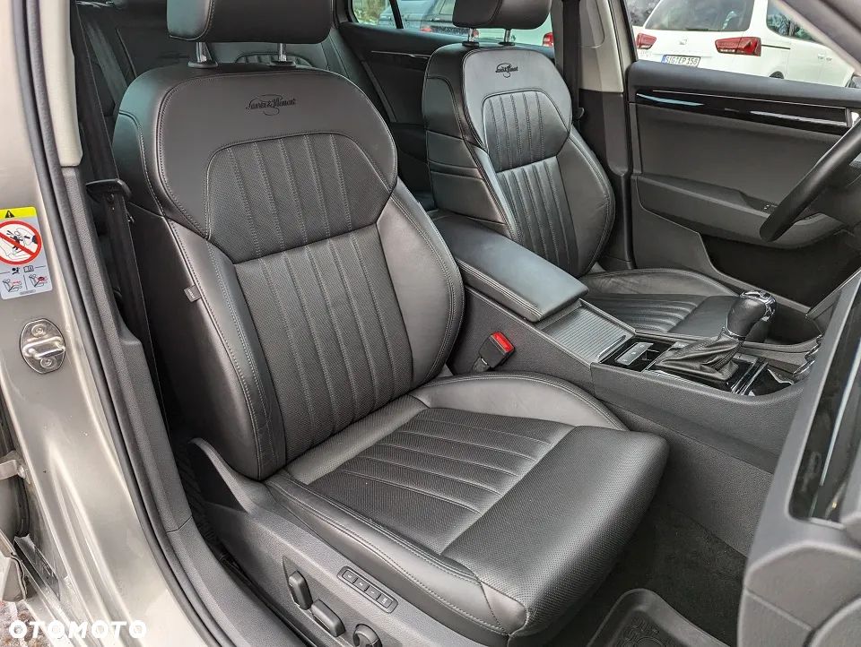 Skoda Superb 2.0 TDI 4x4 DSG L&K - 24