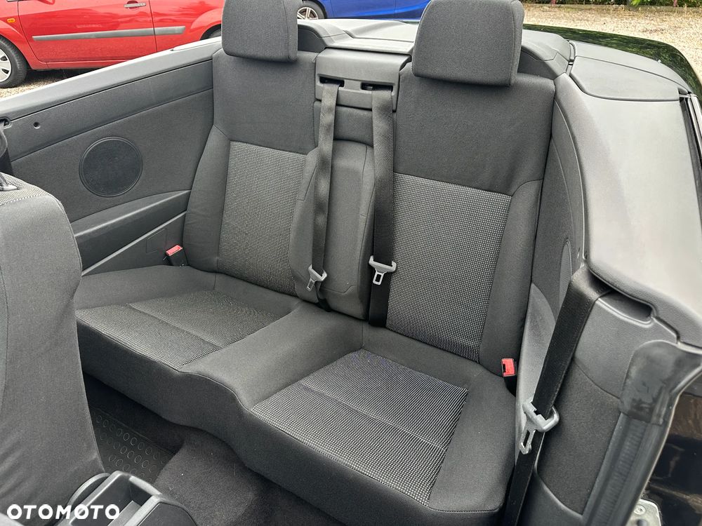 Opel Astra - 25