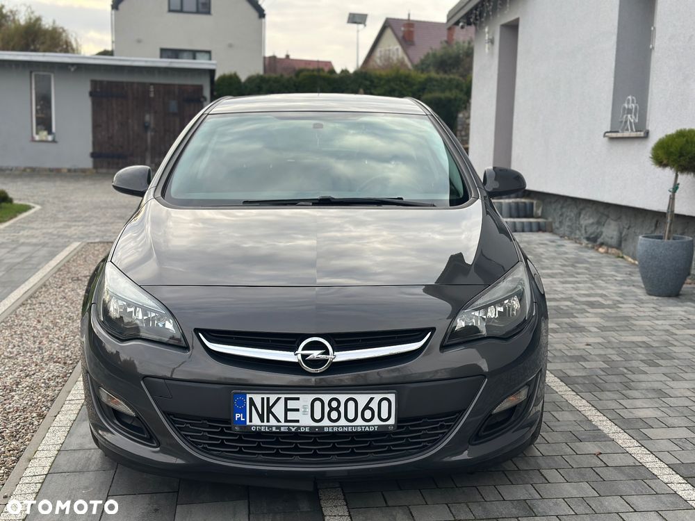 Opel Astra 1.4 Turbo - 2