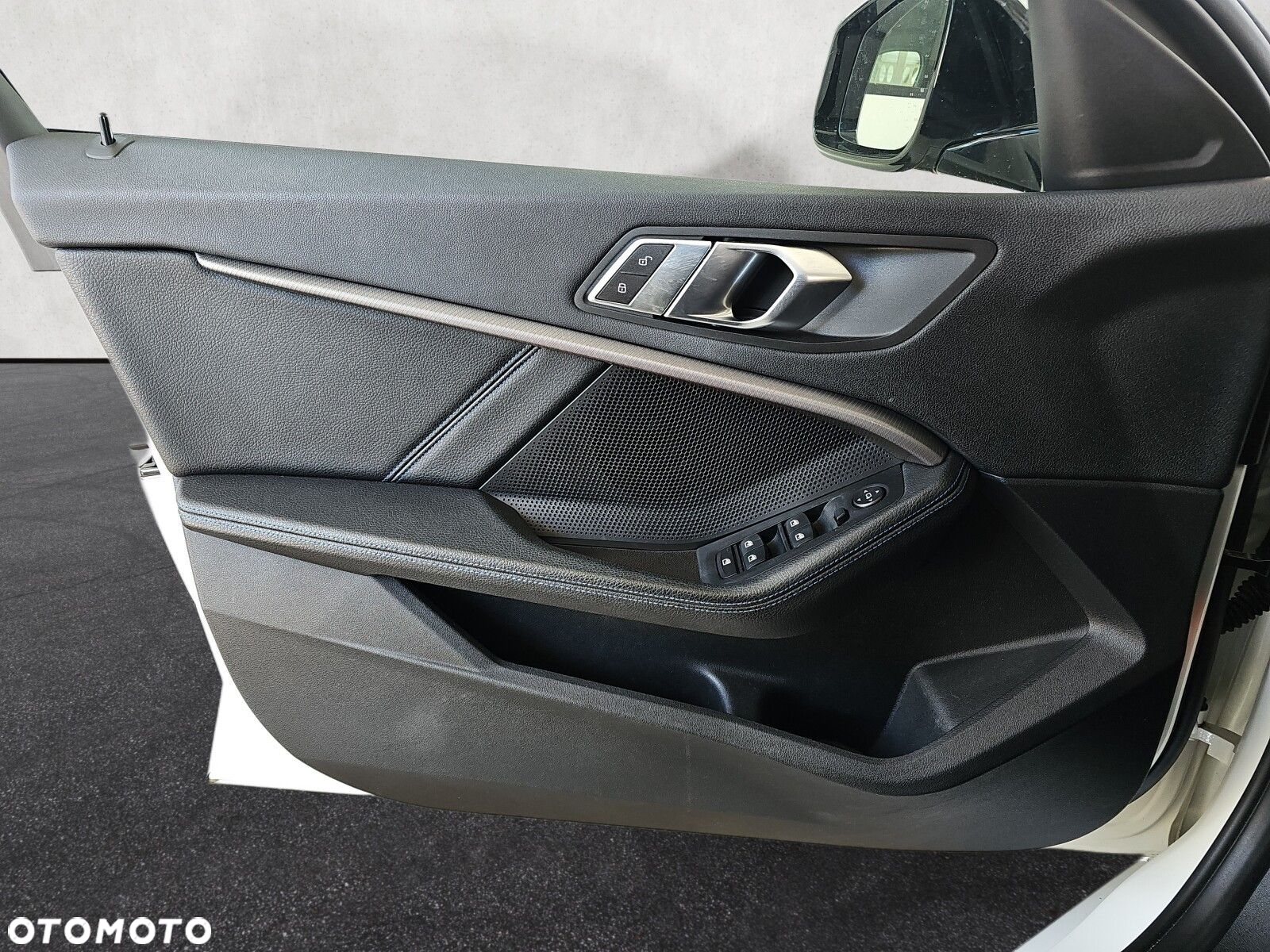 BMW Seria 1 - 16