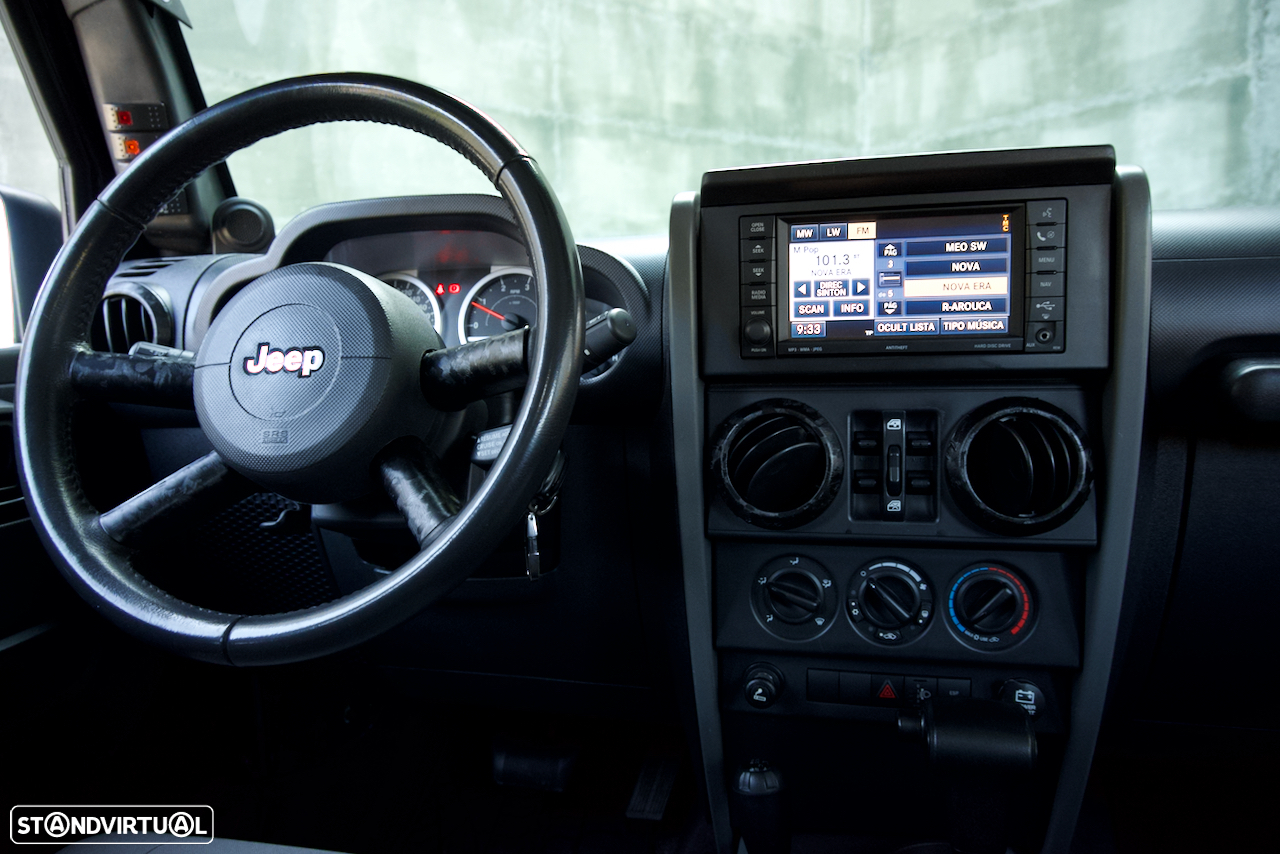 Jeep Wrangler Unlimited 2.8 CRD ATX Sahara Limited - 23