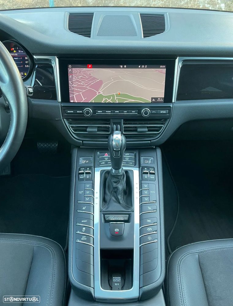 Porsche Macan S - 10