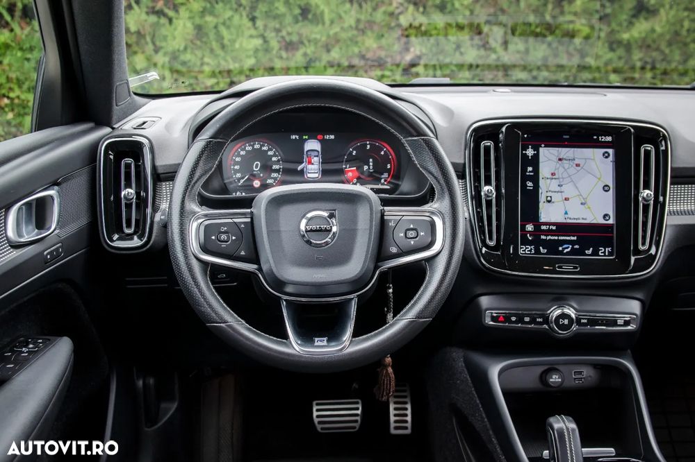Volvo XC 40 D4 AWD Geartronic R-Design - 22