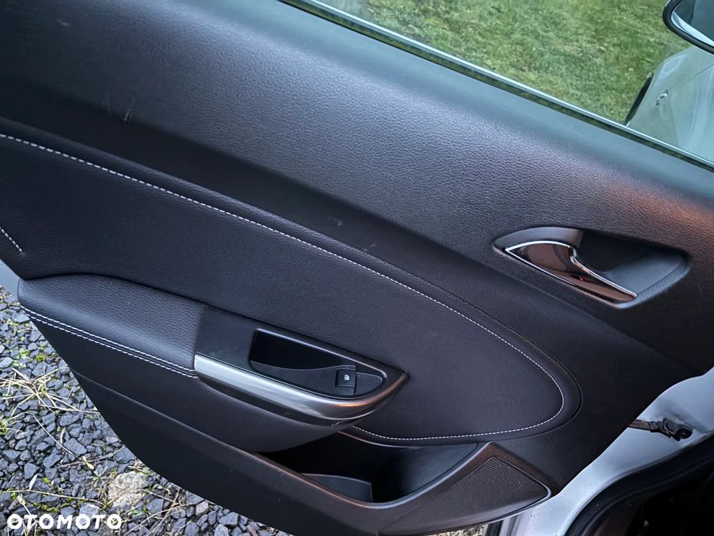 Opel Astra 1.7 CDTI - 10