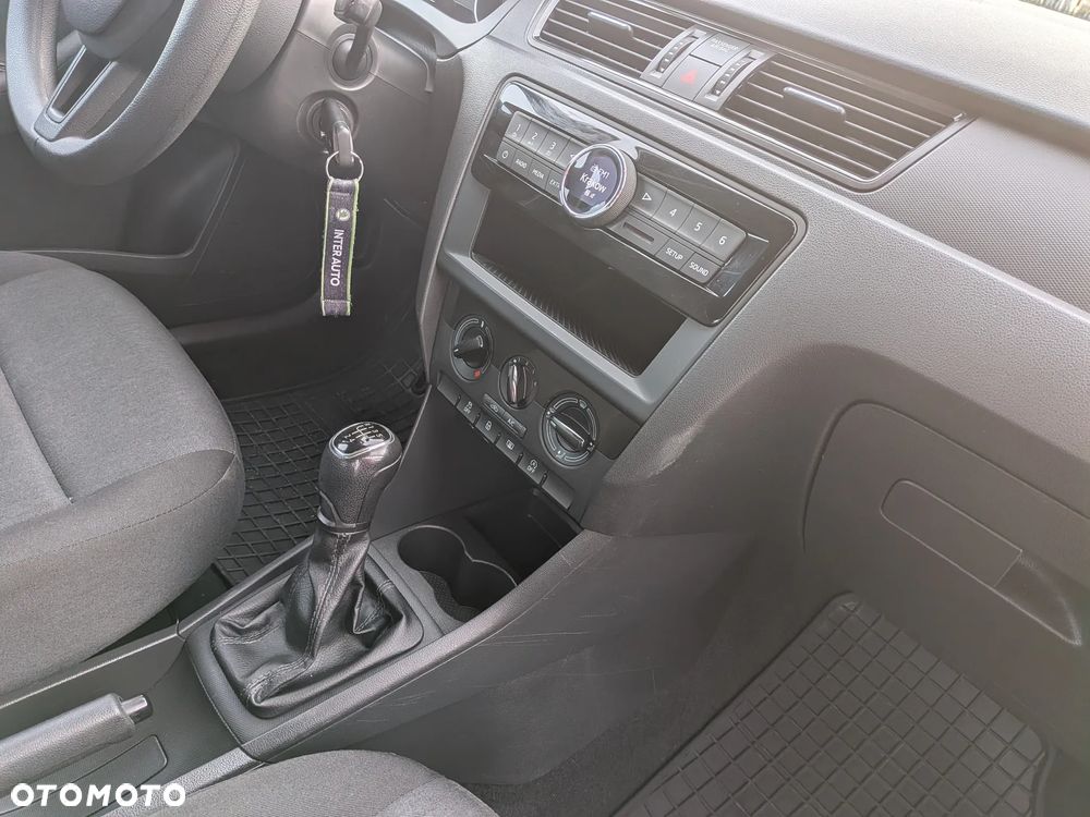 Skoda RAPID Spb 1.0 TSI Active - 24