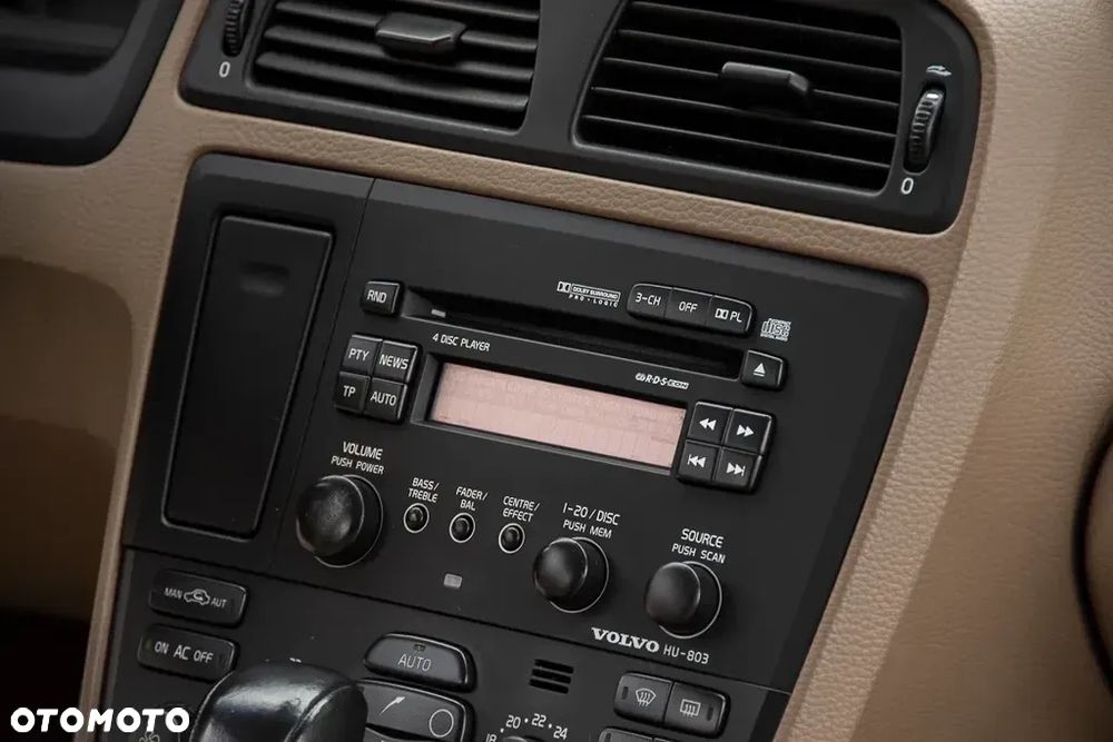 Volvo XC 70 2.4D AWD Summum - 27