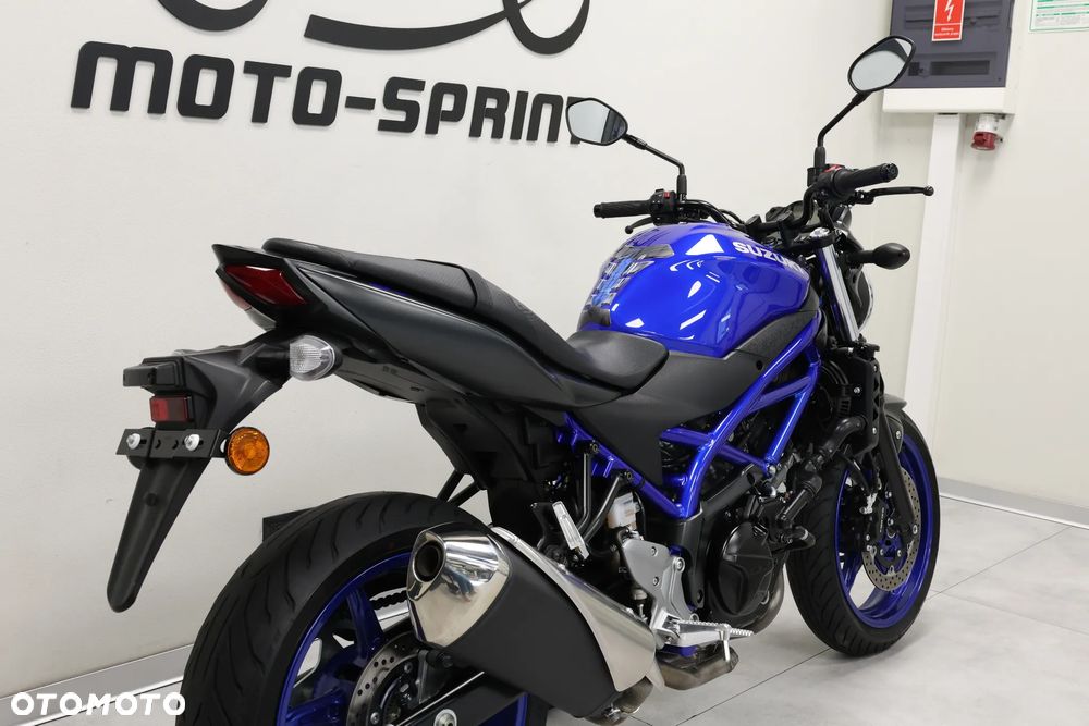 Suzuki SV - 12