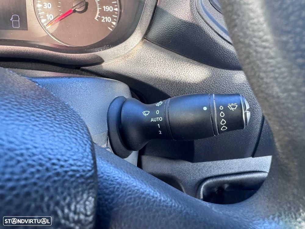 Renault Master 2.3 dCi L2 3.5T CD - 12