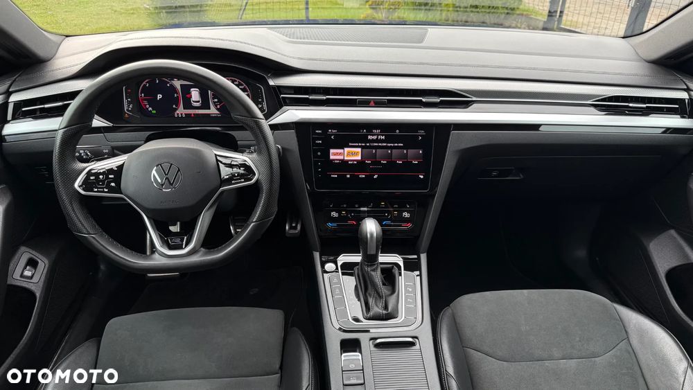 Volkswagen Arteon 2.0 TDI SCR 4Motion DSG R-Line - 24