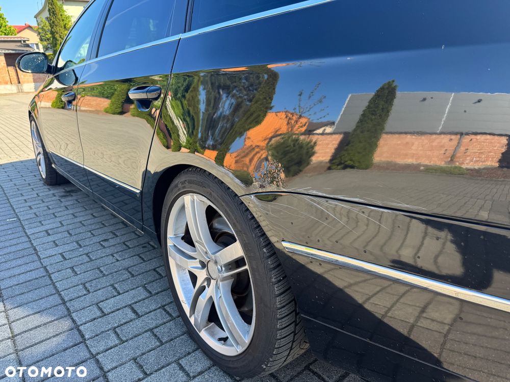 Volkswagen Passat 3.2 V6 FSI 4Motion DSG Highline - 8