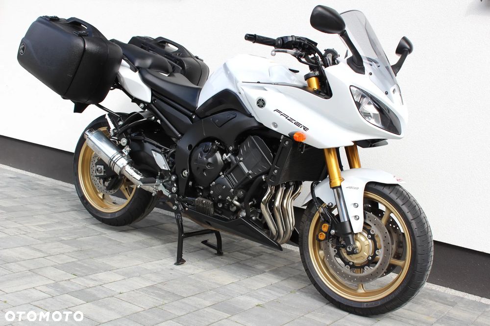 Yamaha FZ8 - 4
