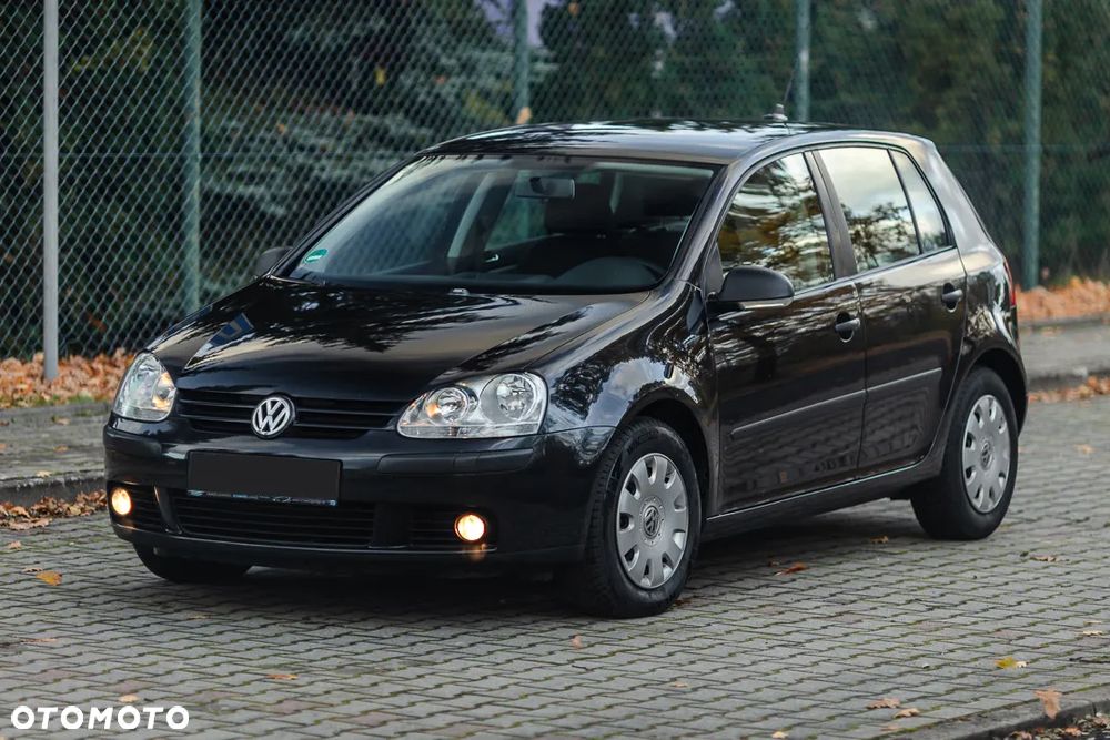 Volkswagen Golf 1.9 TDI DPF Trendline - 4