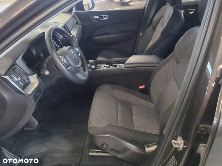 Volvo XC 60 - 6