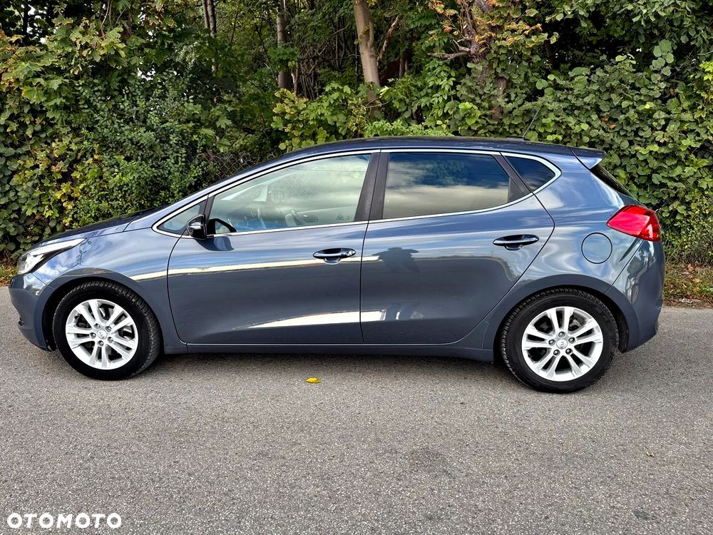 Kia Ceed Cee'd 1.6 GDI Smart Plus - 3