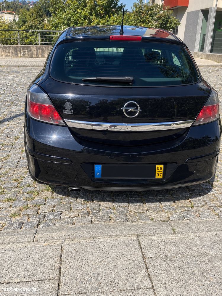 Opel Astra 1.9 CDTi Cosmo - 8