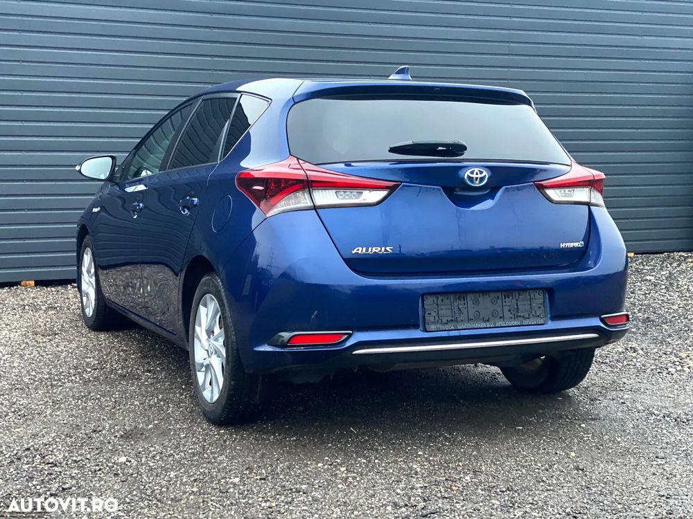 Toyota Auris - 5