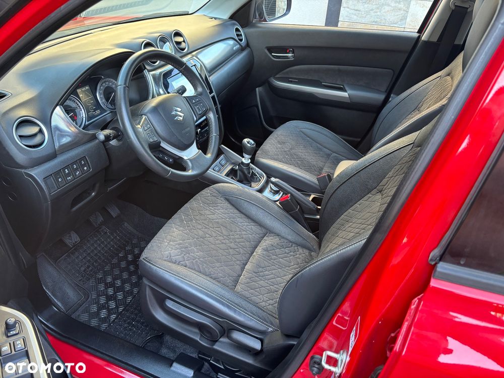 Suzuki Vitara 1.4 Boosterjet Hybrid Allgrip Comfort+ "SHINKAI" - 19
