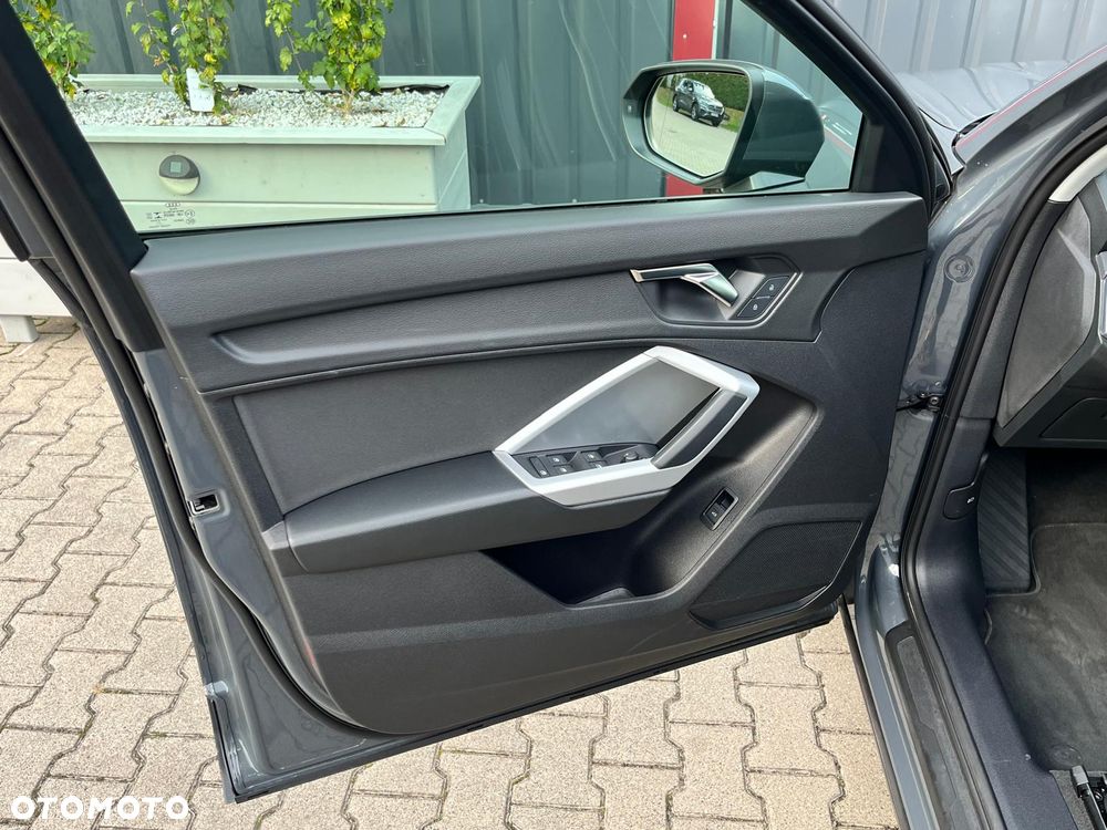 Audi Q3 35 TFSI mHEV S tronic - 31
