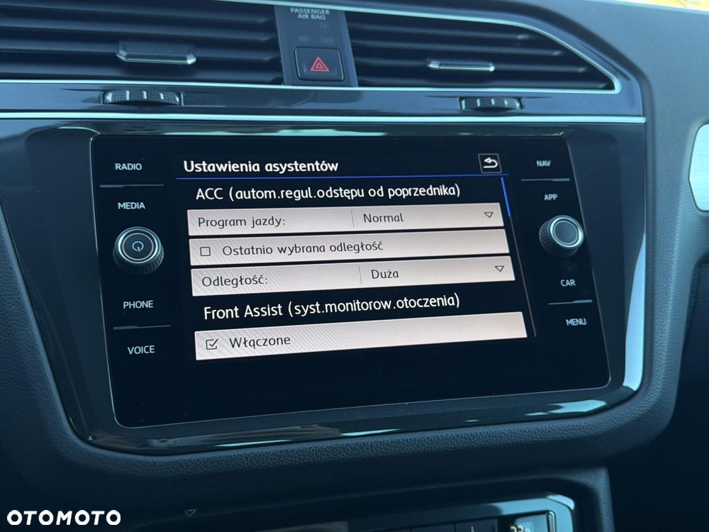 Volkswagen Tiguan - 29