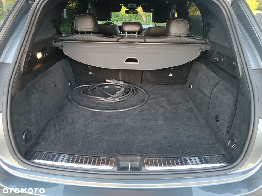 Mercedes-Benz GLE 350 de 4-Matic Advanced - 32