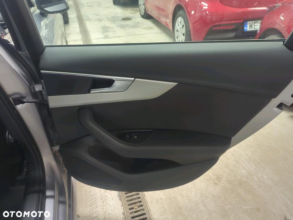 Audi A4 Limousine 35 TFSI mHEV Advanced S tronic - 20