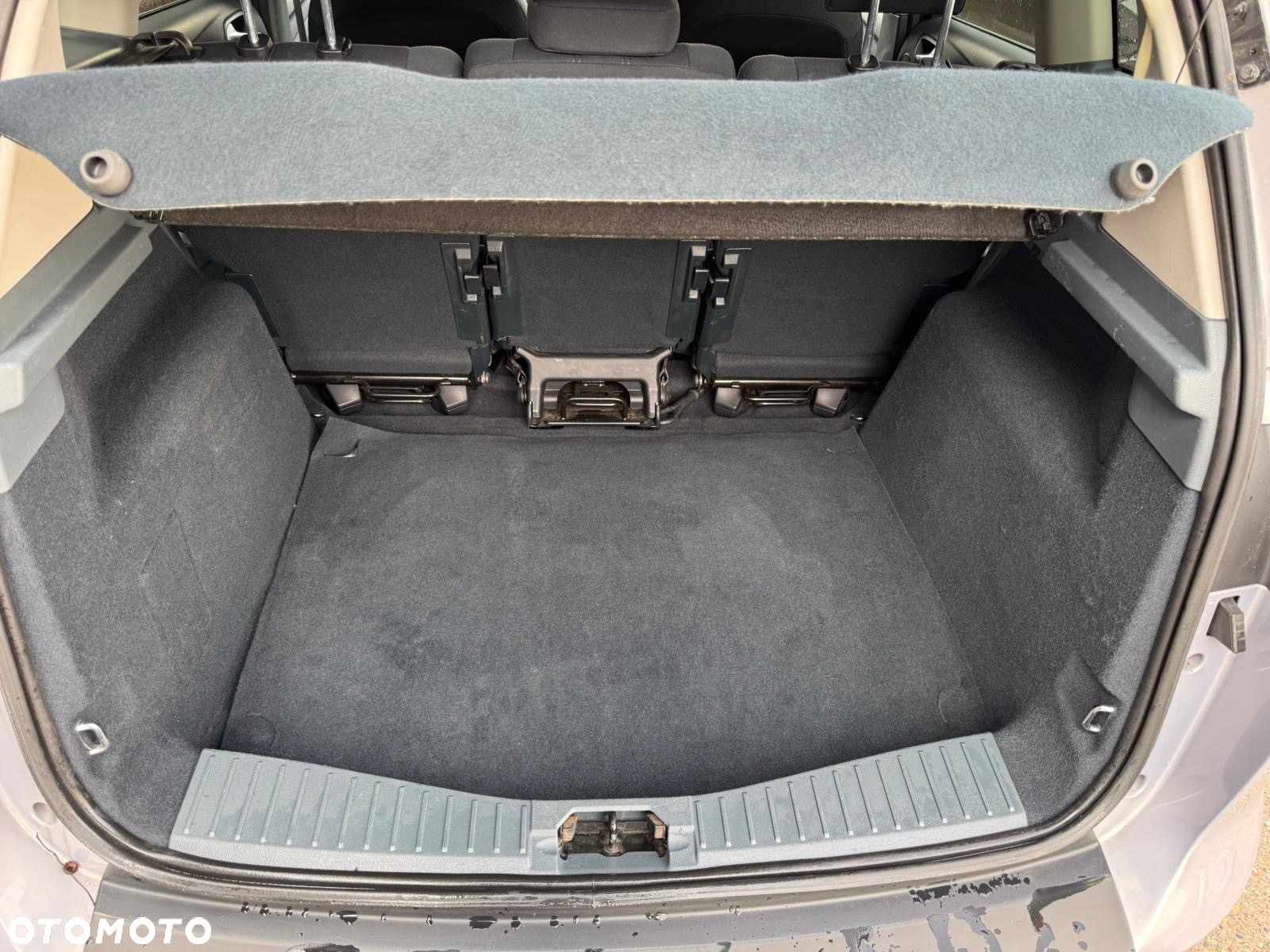 Ford C-MAX 1.6 EcoBoost Titanium - 9
