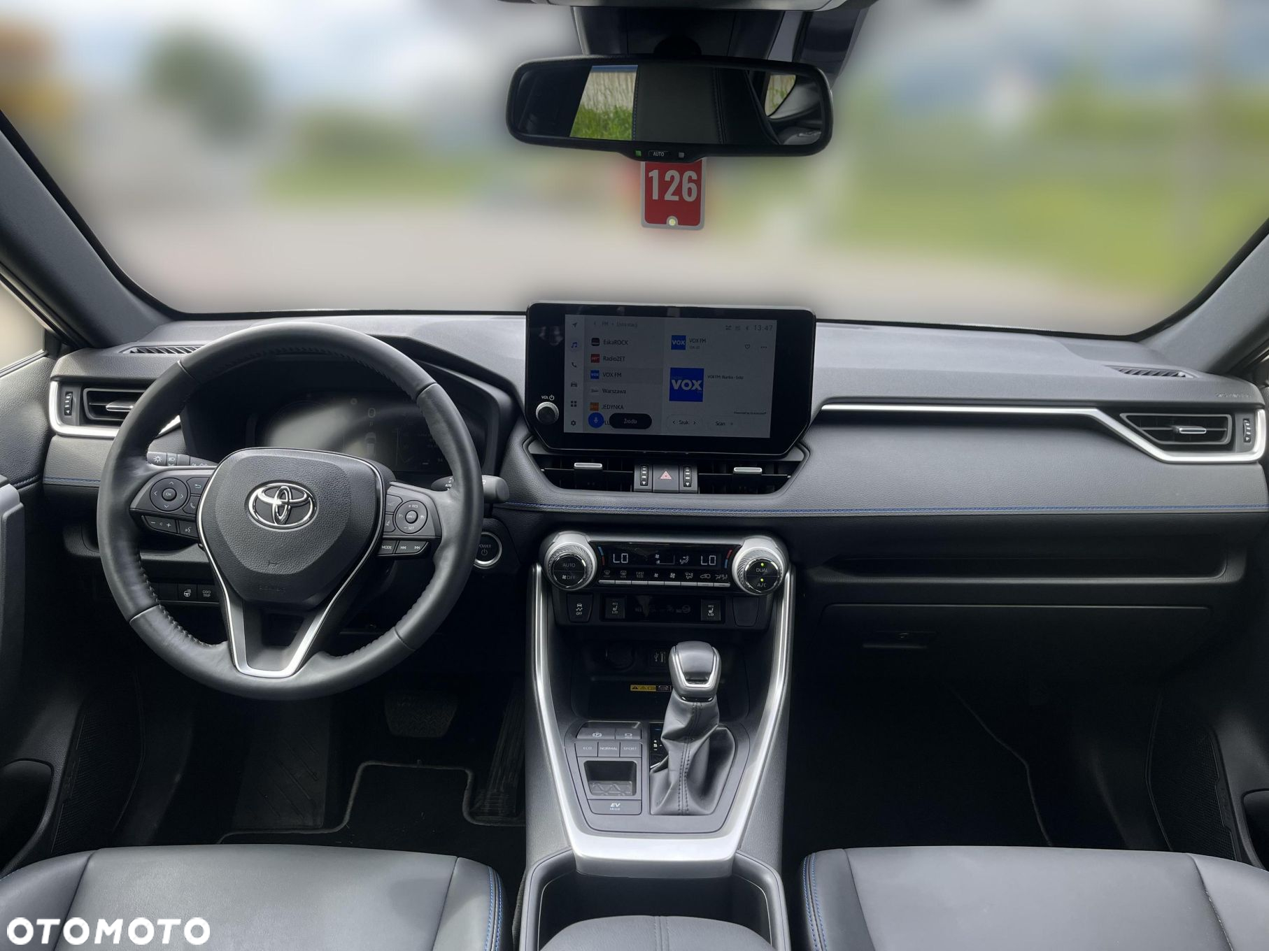 Toyota RAV4 - 11