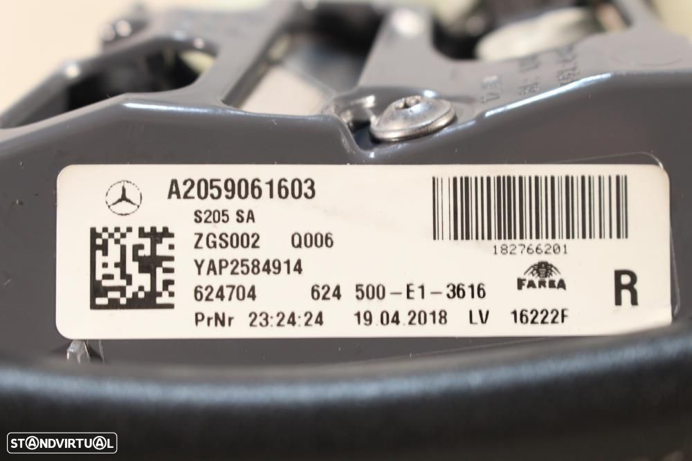 Farolim Direito Mercedes-Benz C-Class T-Model (S205)  A2059061603 / 62 - 8